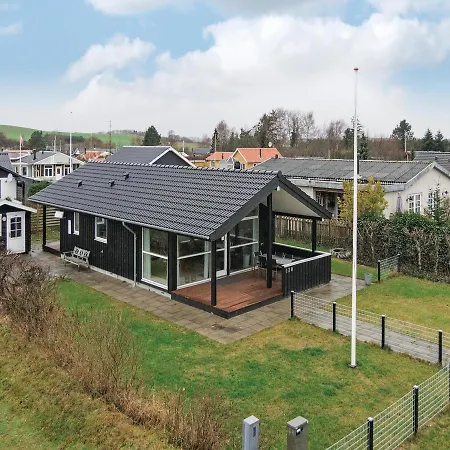 Tatil Evi Three-bedroom Holiday In Haderslev